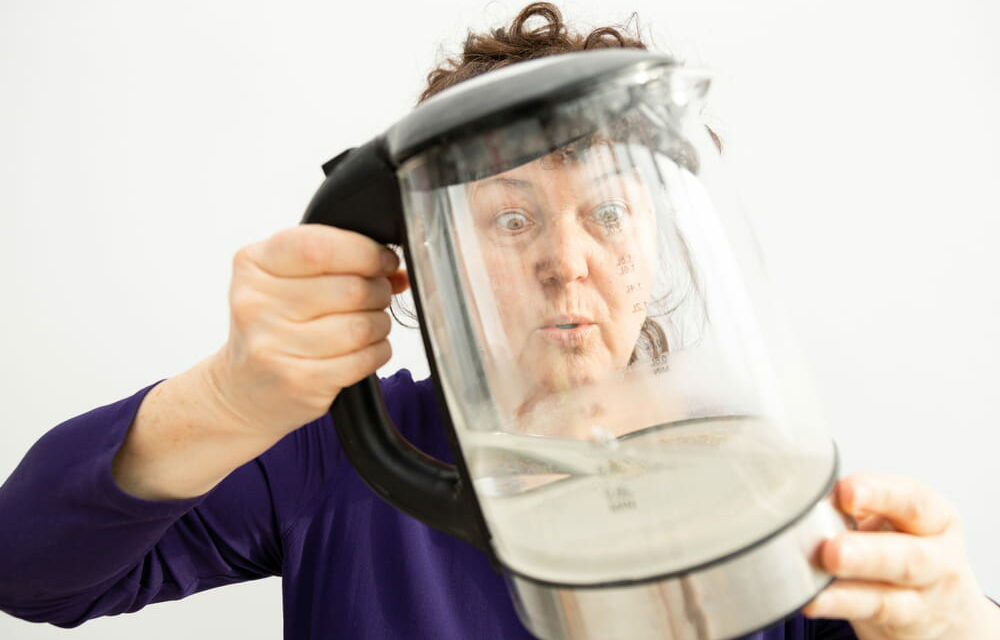 Eau dure : quels sont les risques pour vos équipements domestiques ?